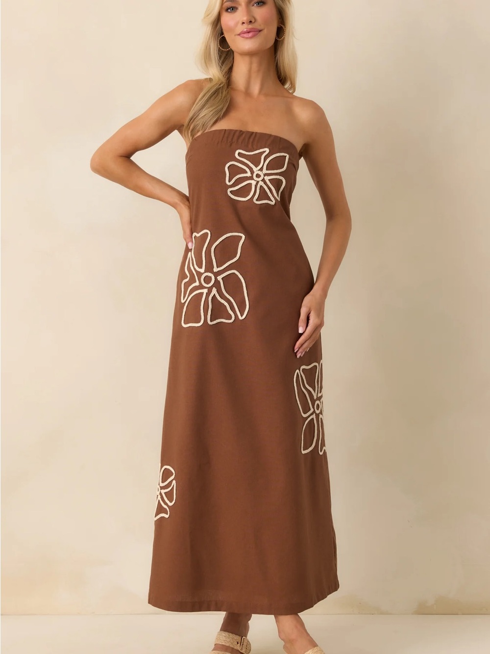 RIGHT WHERE I AM BROWN FLORAL EMBROIDERED STRAPLESS MIDI DRESS red dress